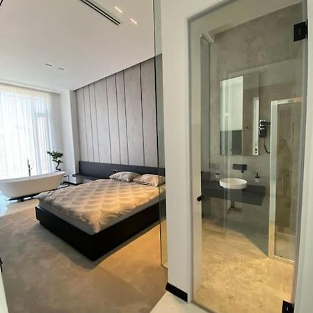 Luxury Penthouse Prishtina Apartman Pristina Kültér fotó
