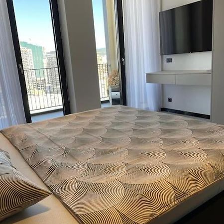 Luxury Penthouse Prishtina Apartman Pristina Kültér fotó