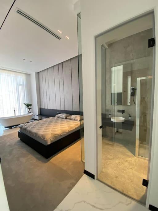 Luxury Penthouse Prishtina Apartman Pristina Kültér fotó